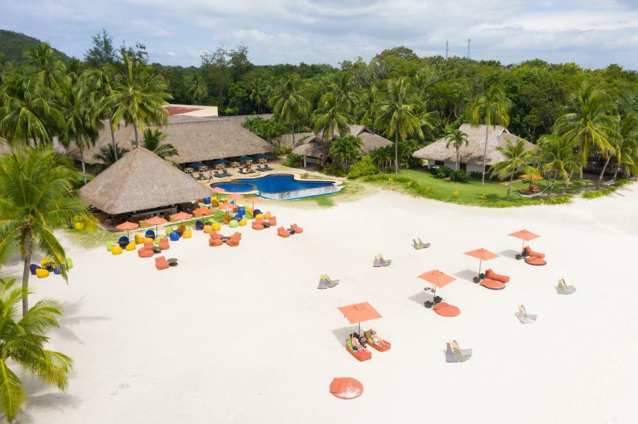 Oceanica Resort Panglao, Bohol Bagian luar foto Aerial view of the beach at the resort